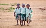 Kenya-AIDS-Village_Broa