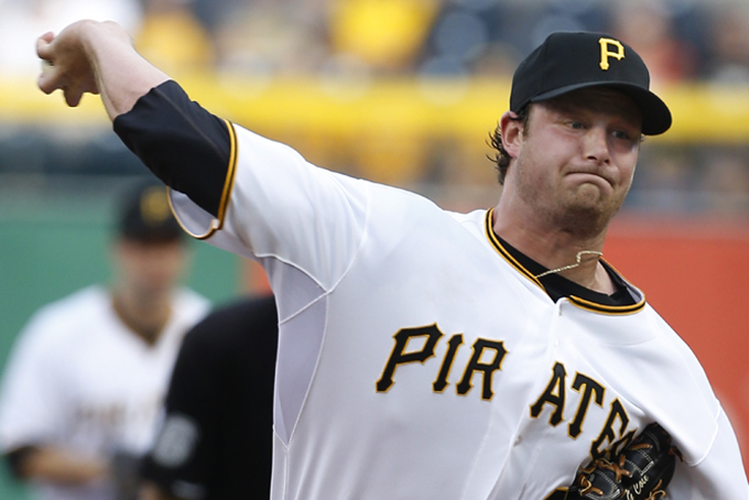Giants_Pirates_Baseba_Broa.jpg