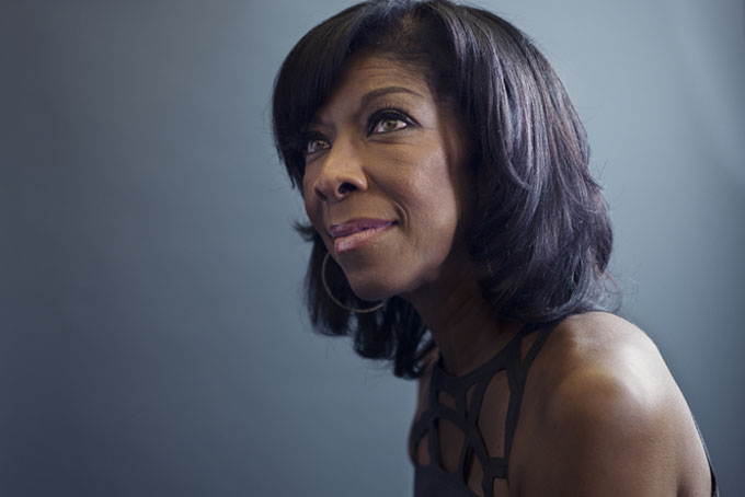 Natalie_Cole_Portrait_Broa.jpg