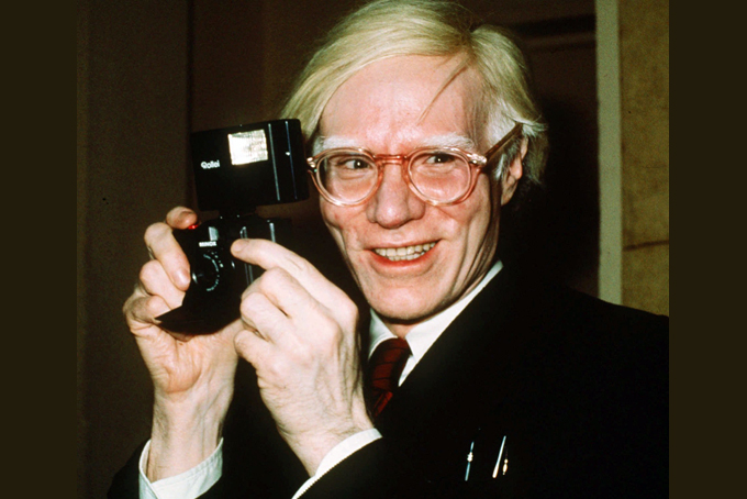 Warhol-Gravesite_Webc_Broa.jpg