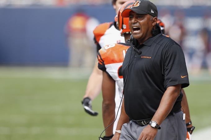 Bengals_Bears_Footbal_Broa.jpg