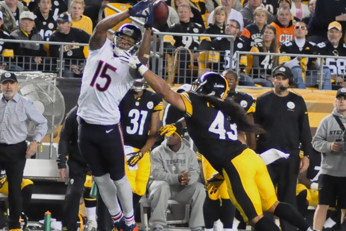 brandon_marshall_15_and_troy_polamalu_9_22_2013.jpg