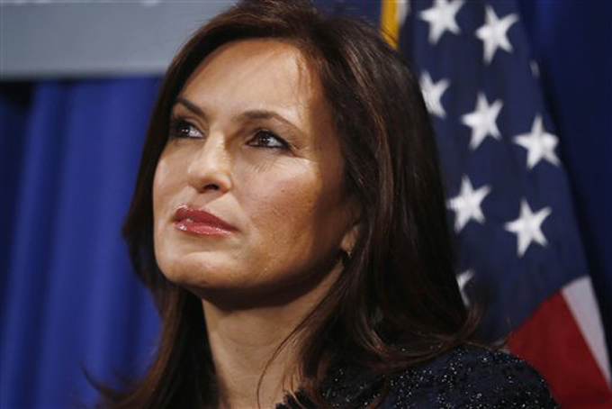 Mariska512x.jpg