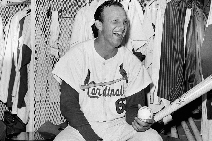 Musial_Auction_Baseba_Broa.jpg