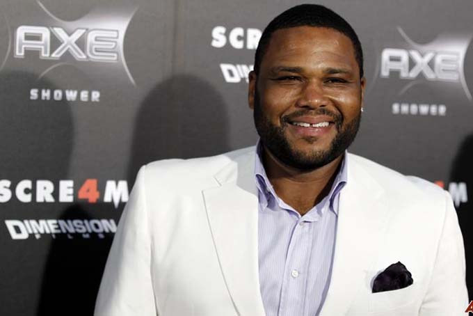Cast member Anthony Anderson arrives at the premiere of "Scream 4" in Los Angeles on Monday, April 11, 2011. (AP Photo/Matt Sayles)