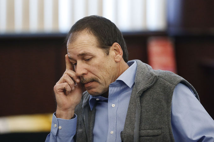 Theodore Wafer appears at his preliminary examination before District Court Judge David Turfe in Dearborn Heights, Mich., Wednesday, Dec. 18, 2013. (AP Photo/Paul Sancya)   