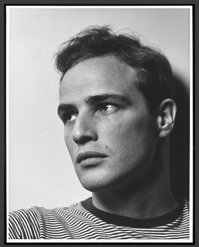 This handout photo provided by the National Portrait Gallery, taken in 1950, shows Marlon Brando.  (AP Photo/National Portrait Gallery )