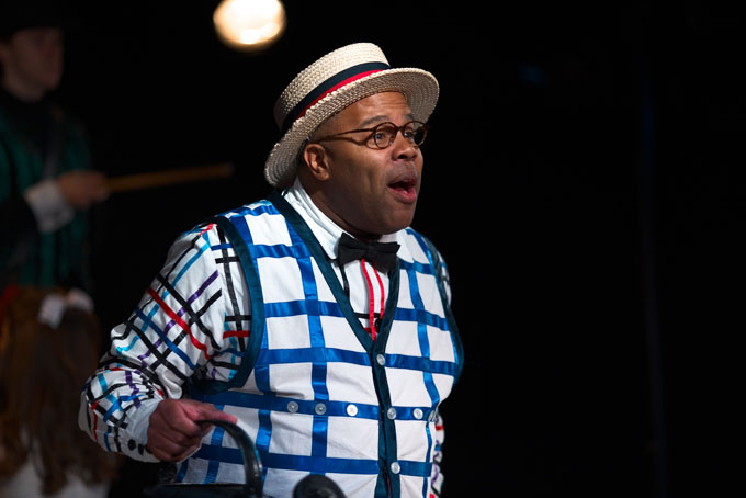 Theater-Kevin R Free