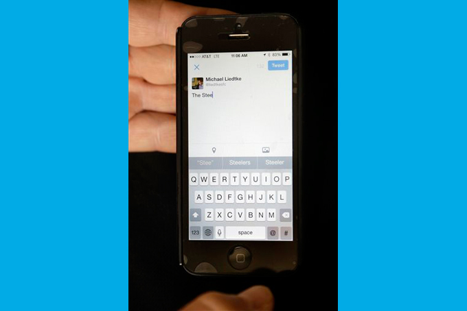 iOS-8-Quicktype-keyboard