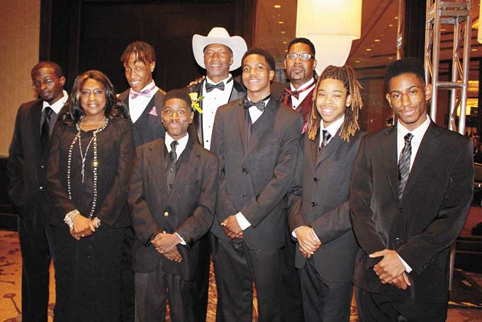 Mel Blount honors Dwyane Woodruff at annual celebrity roast