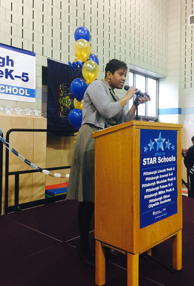 Dr. Virigina Hill, principal of Pittsburgh Lincoln, welcomes students and guests to the STAR School Celebration (Courtesy of Beckham Media)