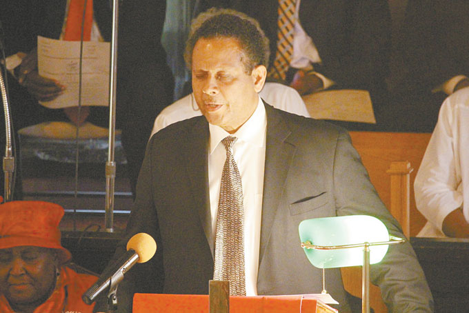 REV. DARRYL LOWE   Prayer  