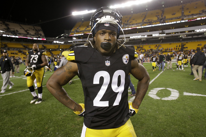 Pittsburgh Steelers strong safety Shamarko Thomas (29) walks off field after a 40-23 loss to the Chicago Bears in an NFL football game in Pittsburgh, Sunday, Sept. 22, 2013. (AP Photo/Gene J. Puskar)