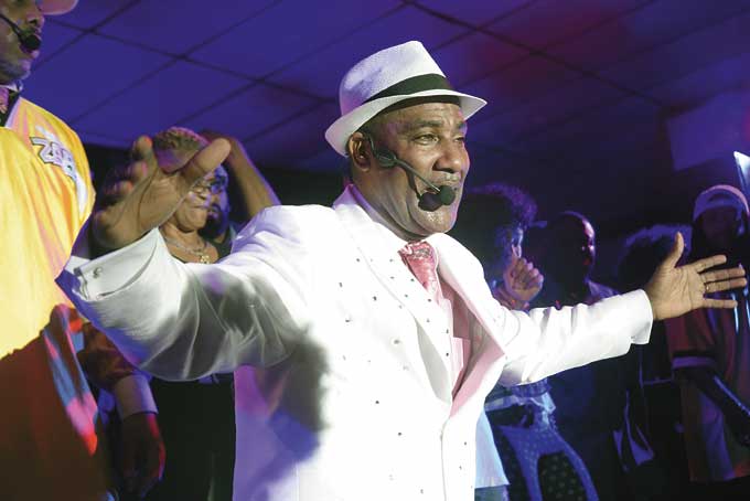 ZAPP PACKS COLISEUM—The legendary funk/soul band ZAPP performed at the Homewood Coliseum to a packed house. Terry Troutman of ZAPP performs. (Photos by Gail Manker)