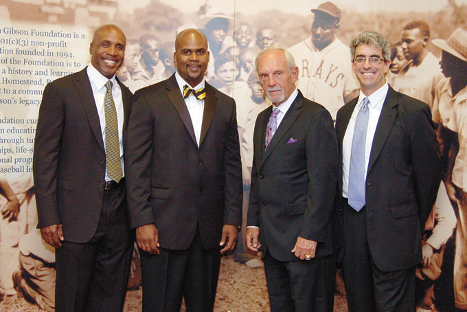 THE TEAM—Barry Bonds and Jim Leyland represents the 1990 championship team. From left: Barry Bonds, Sean Gibson, Jim Leyland and Hal D. Coffey, chairman Josh Gibson Foundation. (Photos by Rossano P. Stewart) 