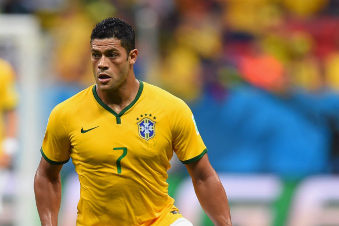 Hulk of Brazil controls the ball during the 2014 FIFA World Cup Brazil Group A match between Cameroon and Brazil at Estadio Nacional on June 23, 2014 in Brasilia, Brazil. (Photo by Stu Forster/Getty Images)