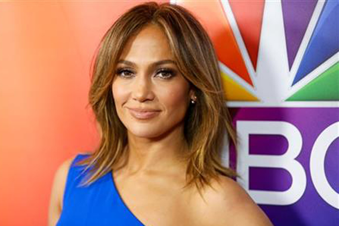 Jennifer Lopez arrives at the 2016 NBCUniversal Winter TCA at the Langham Huntington Hotel & Spa on Wednesday, Jan. 13, 2016, in Pasadena Calif. (Photo by Rich Fury/Invision/AP)