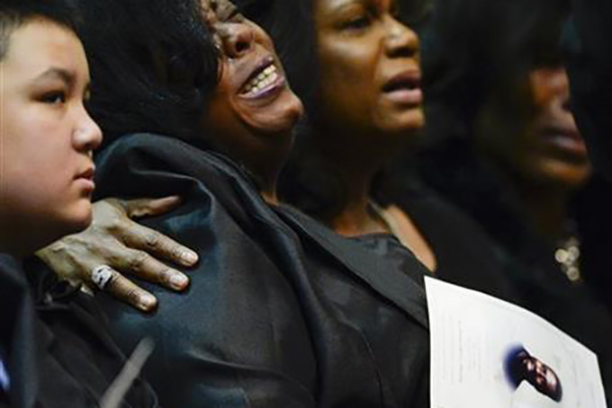 Police Shooting: Funeral For Alabama Man Draws 200 Mourners | New ...