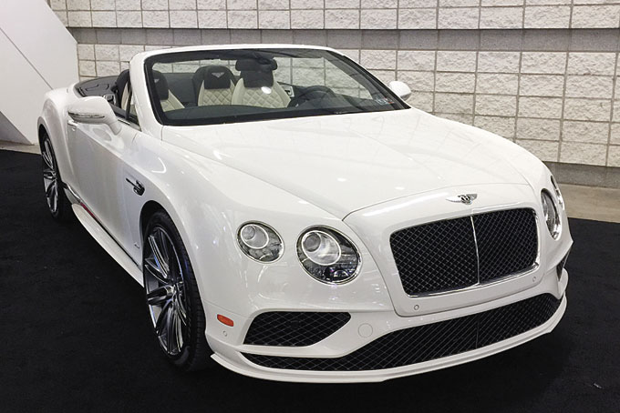 ONE OF MANY CLASSIC CARS FEATURED AT THE SHOW