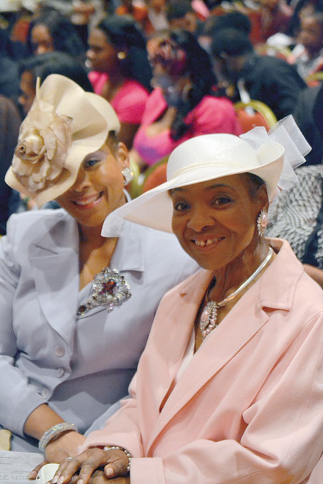 MOTHER & DAUGHTER—Carolyn & Ilyasah Upshaw