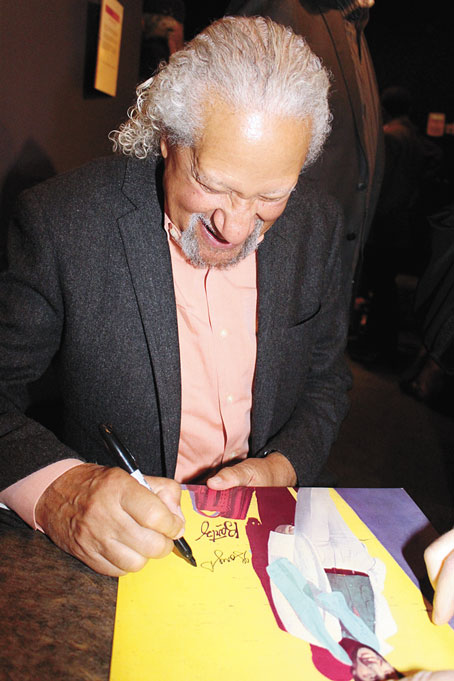 GARY BARTZ SIGNING AUTOGRAPHS AFTER THE SHOW