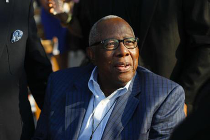 BASEBALL LEGEND--Baseball great, hall-of-famer Hank Aaron arrives for the dedication ceremony of the Smithsonian Museum of African American History and Culture on the National Mall in Washington, Saturday, Sept. 24, 2016. (AP Photo/Pablo Martinez Monsivais)