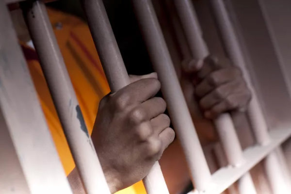 Black Man Paralyzed After Cop Body Slams Him In Jail Lawsuit 