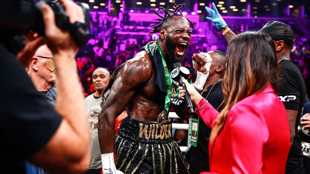 Deontay Wilder victorious! 21st career first-round KO against Robert Helenius