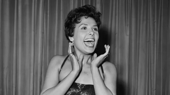 Lena Horne Is First Black Woman To Have Broadway Theatre Named After ...